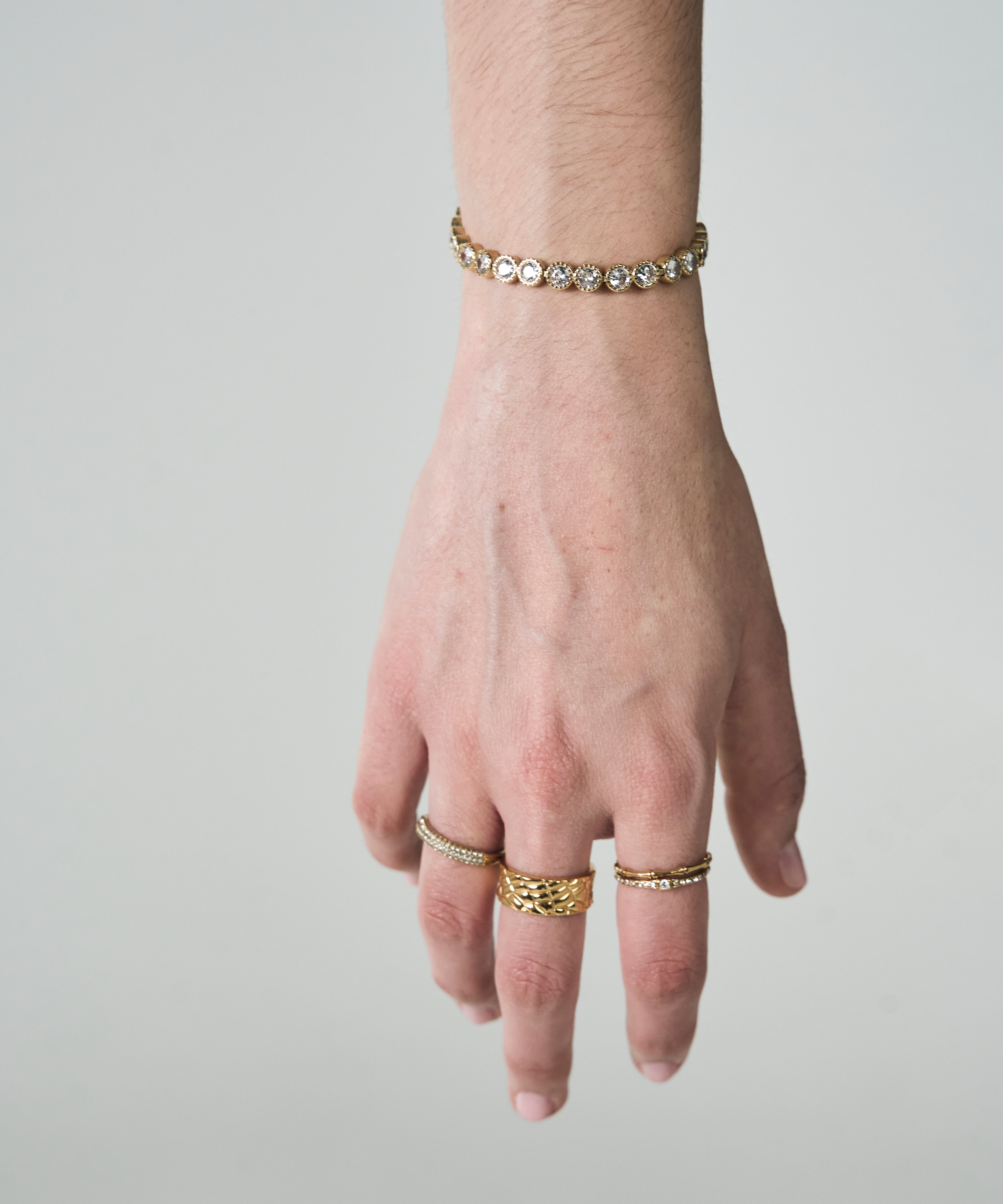 Crystelle Circle Bracelet